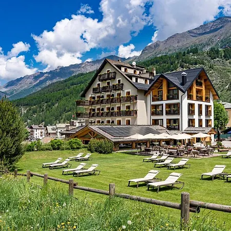 Hotel Sant'Orso - Mountain Lodge & Spa-2